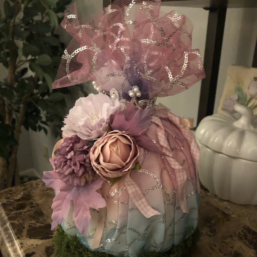 Pumpkin with Shabby Chic inspiration